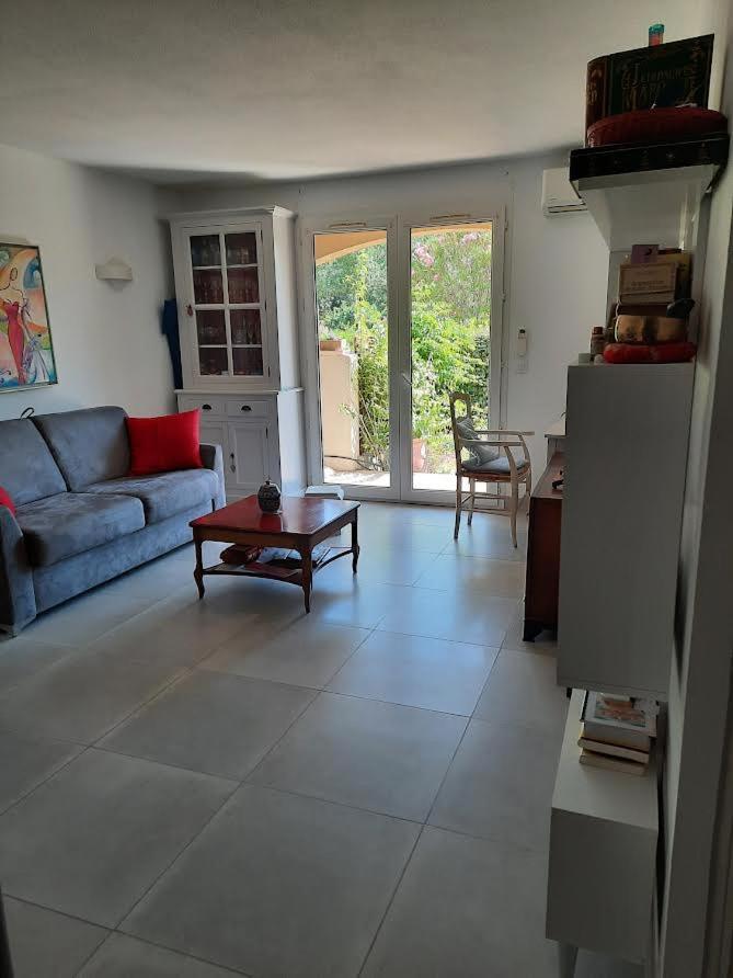 Rez De Jardin Zen, 50 M2, Aux Portes De L Esterel Et Proche Mer, Parking Gratuit Fréjus Exterior foto